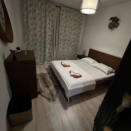 Cozy Apartment 130E By Plaza Bukurešť Exteriér fotografie